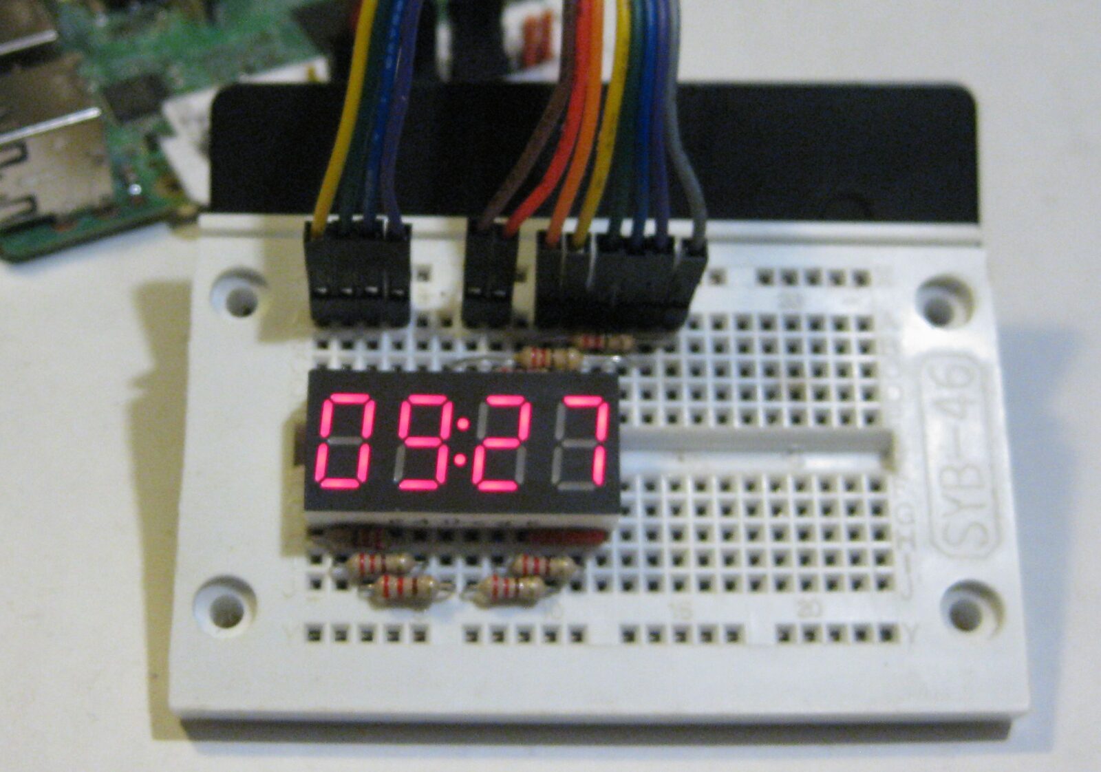 Raspberry Pi als Digitaluhr