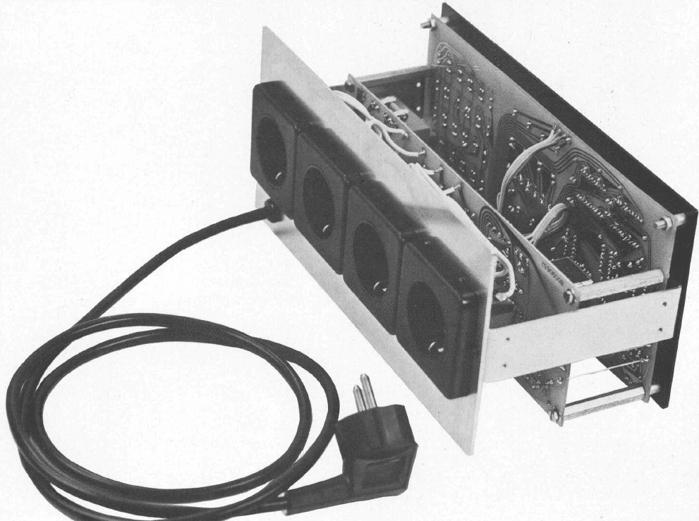 Bild 4: Innenansicht des ELV Computer Timers 2000