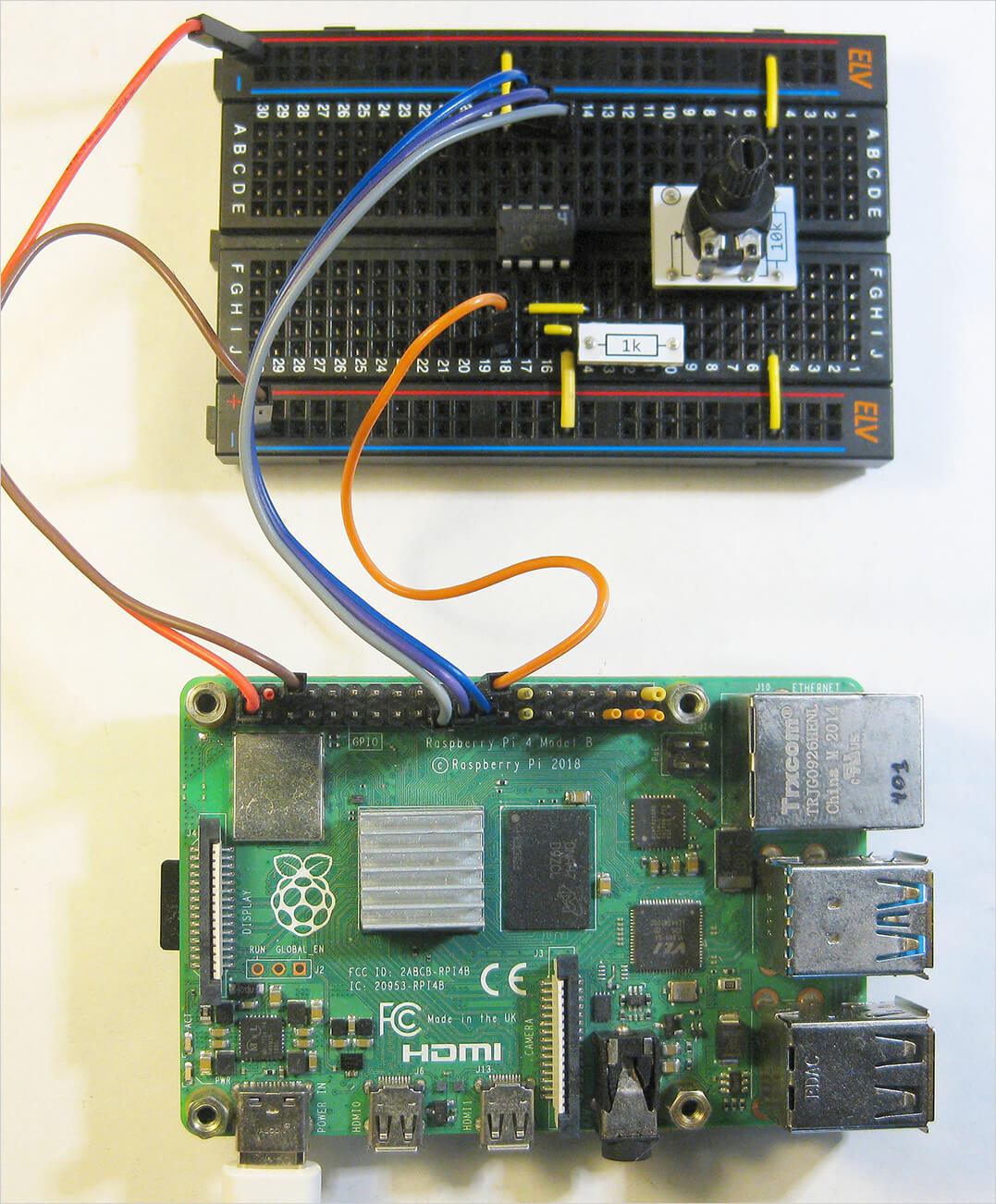 Bild 2: Aufbau zum ADC-Anschluss an den Raspberry Pi