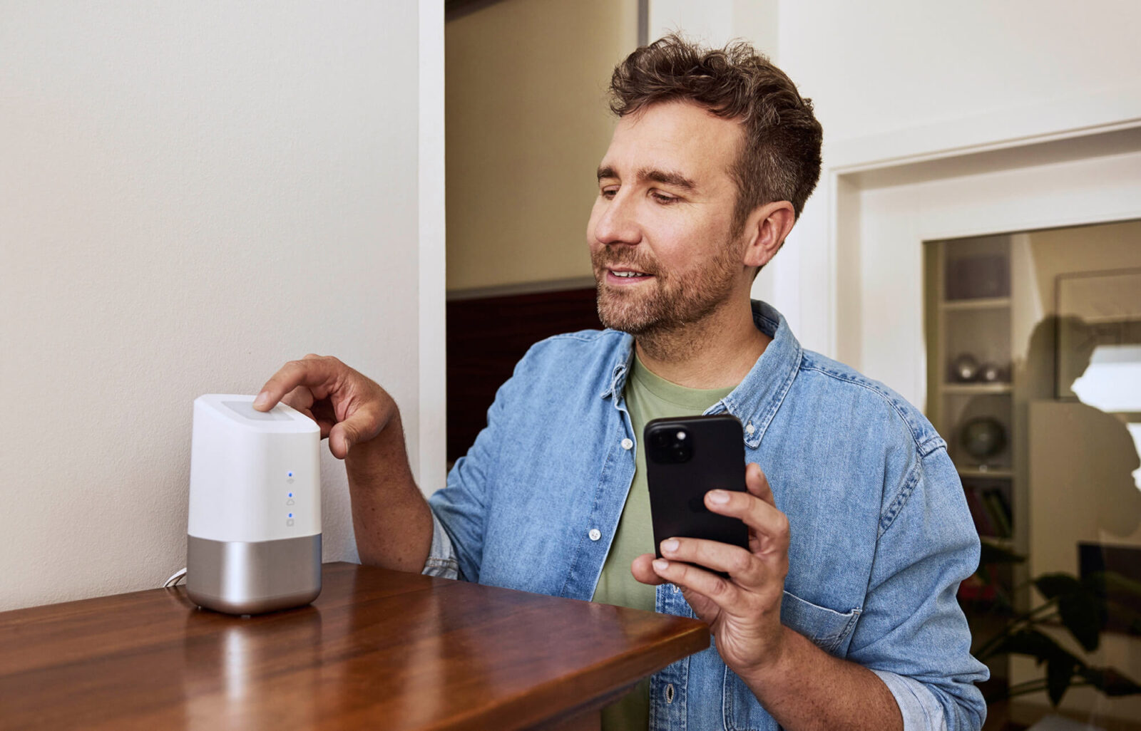 Beim Einsatz der Home Control Unit als Basisstation lässt sich der Türschlossantrieb von Homematic IP uneingeschränkt offline bedienen.