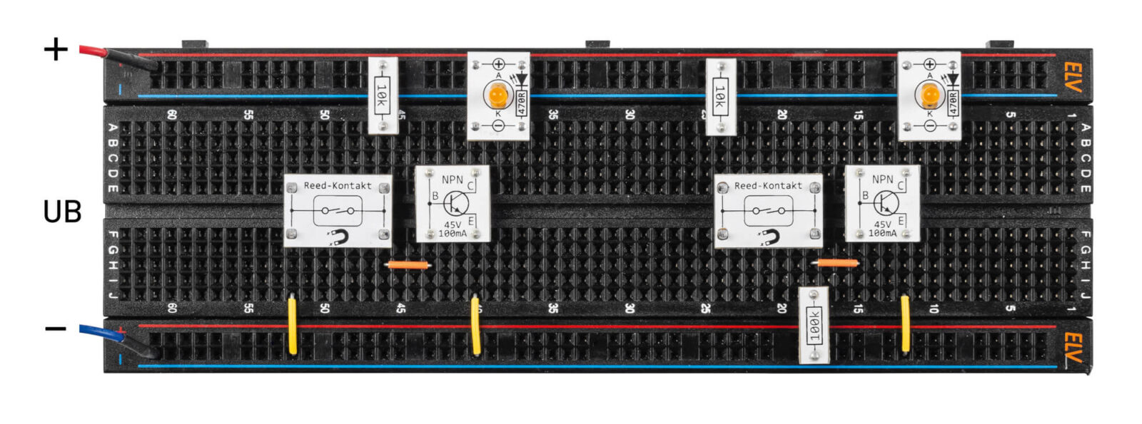 Bild 4: Beispielschaltungen, aufgebaut auf einem Steckboard (links invertiert, rechts nicht invertiert)