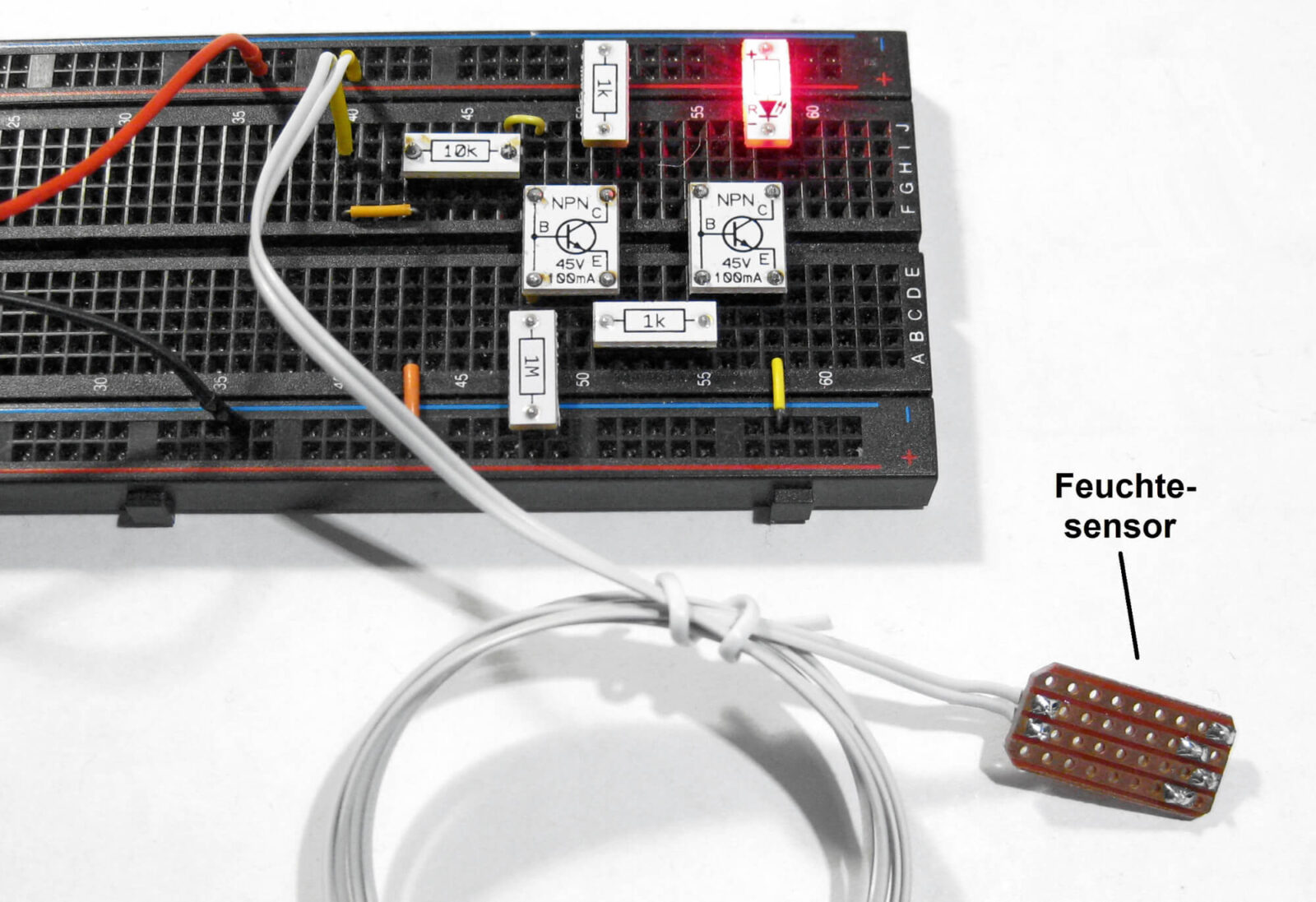 Bild 4: Aufbau zur Regenmelderschaltung