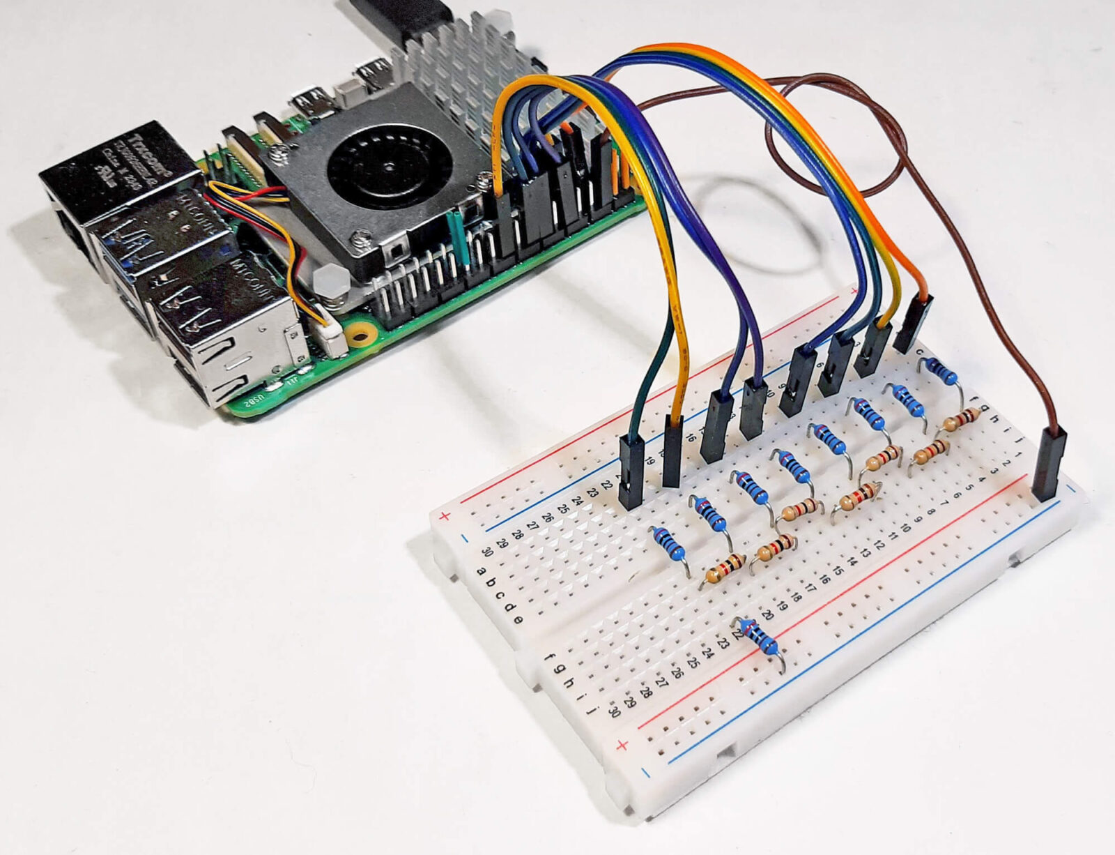 Bild 5: R-2R-Leiter am Rapsberry Pi
