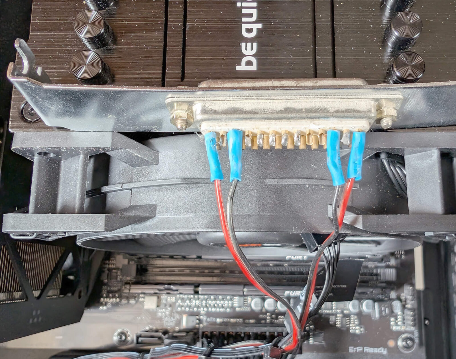 Bild 8: Slotblech mit angelötetem Kabel