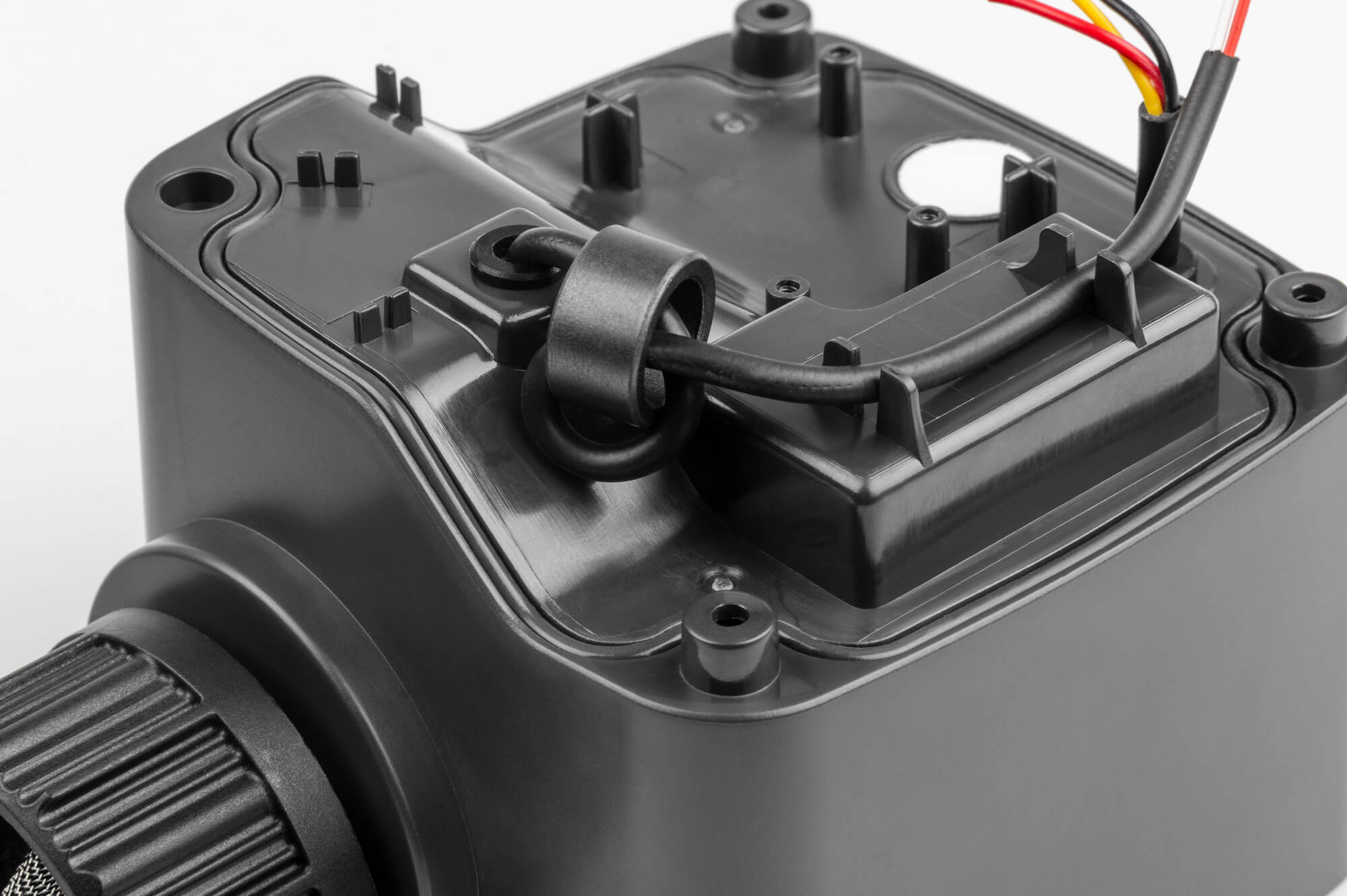 Bild 9: Ferritring mit Kabelschlaufe