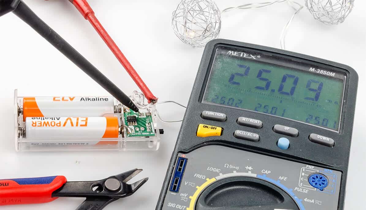 Bild 11: Stromaufnahme messen (aufgetrennt und mit Multimeter)
