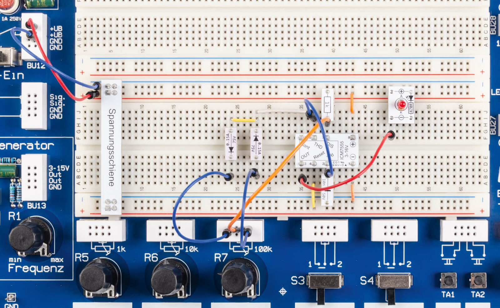 Bild 16: PWM-Generator, aufgebaut auf einem EXSB1 (Auschnitt des wesentlichen Teils)