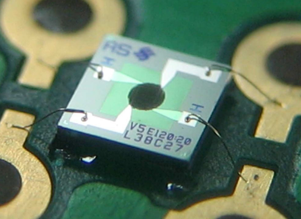 Foto eines iAQ-2000-Chips