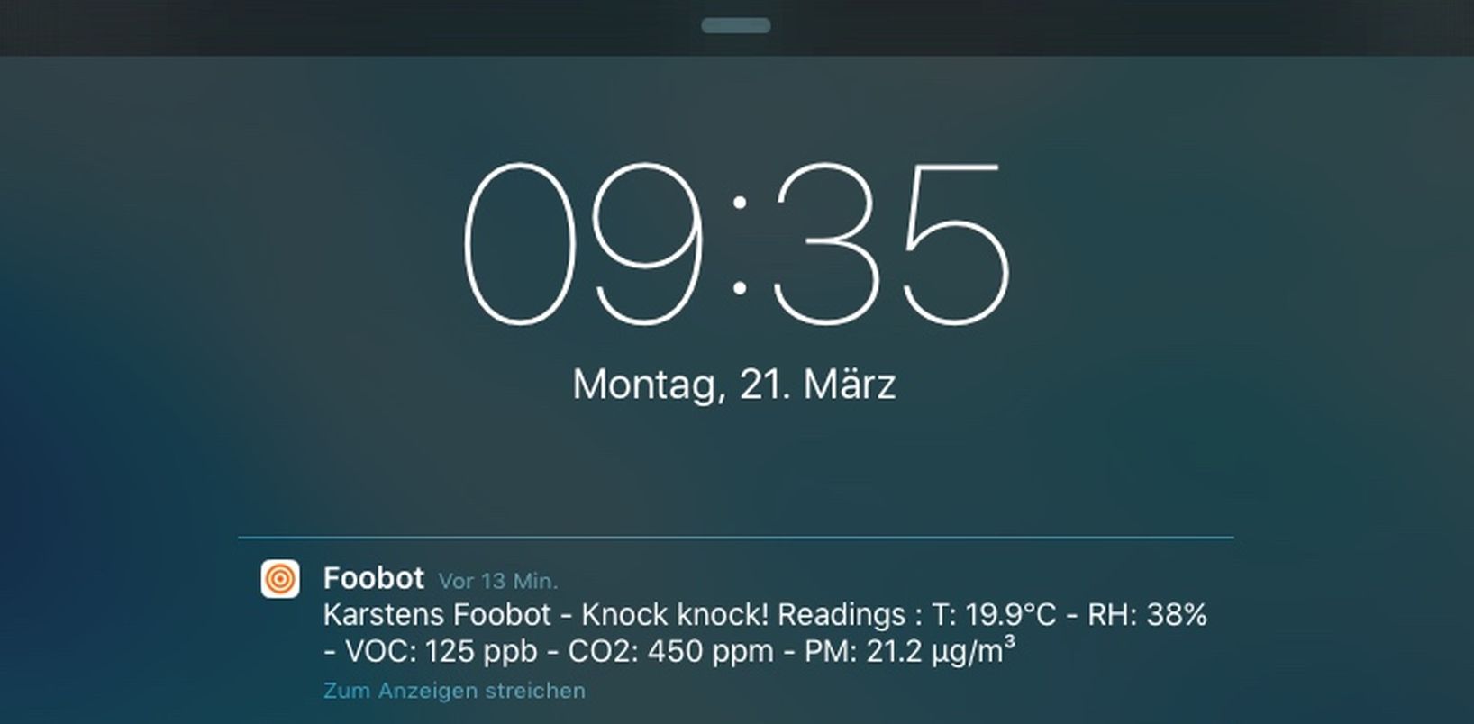 Klopft man an den Foobot, sendet er sofort die aktuellen Messwerte an das Smartphone.