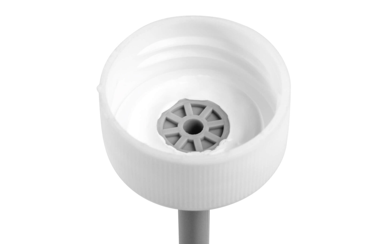 Schritt 4: Der Deckel wird von innen mit Heißkleber, Silikon, Elektronikkleber oder Ähnlichem abgedichtet.